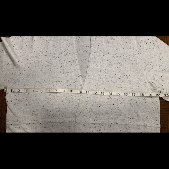 NWOT ELEVEN Lightweight Summer☀️Cardigan Sweater - Picture 11 of 12